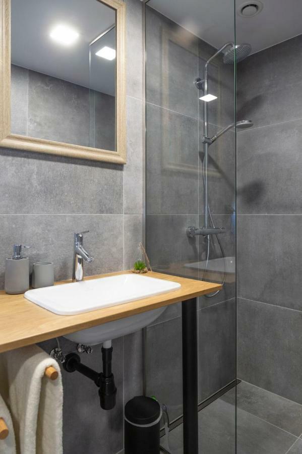 Appartement Estonian Design Flat Next To Old Town à Tallinn Extérieur photo